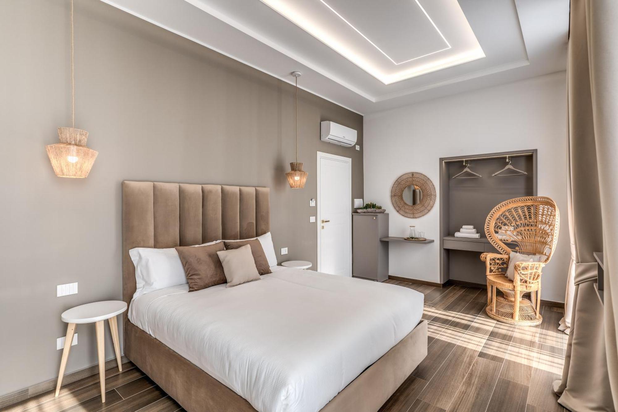 Atarooms Suites Napoli Εξωτερικό φωτογραφία